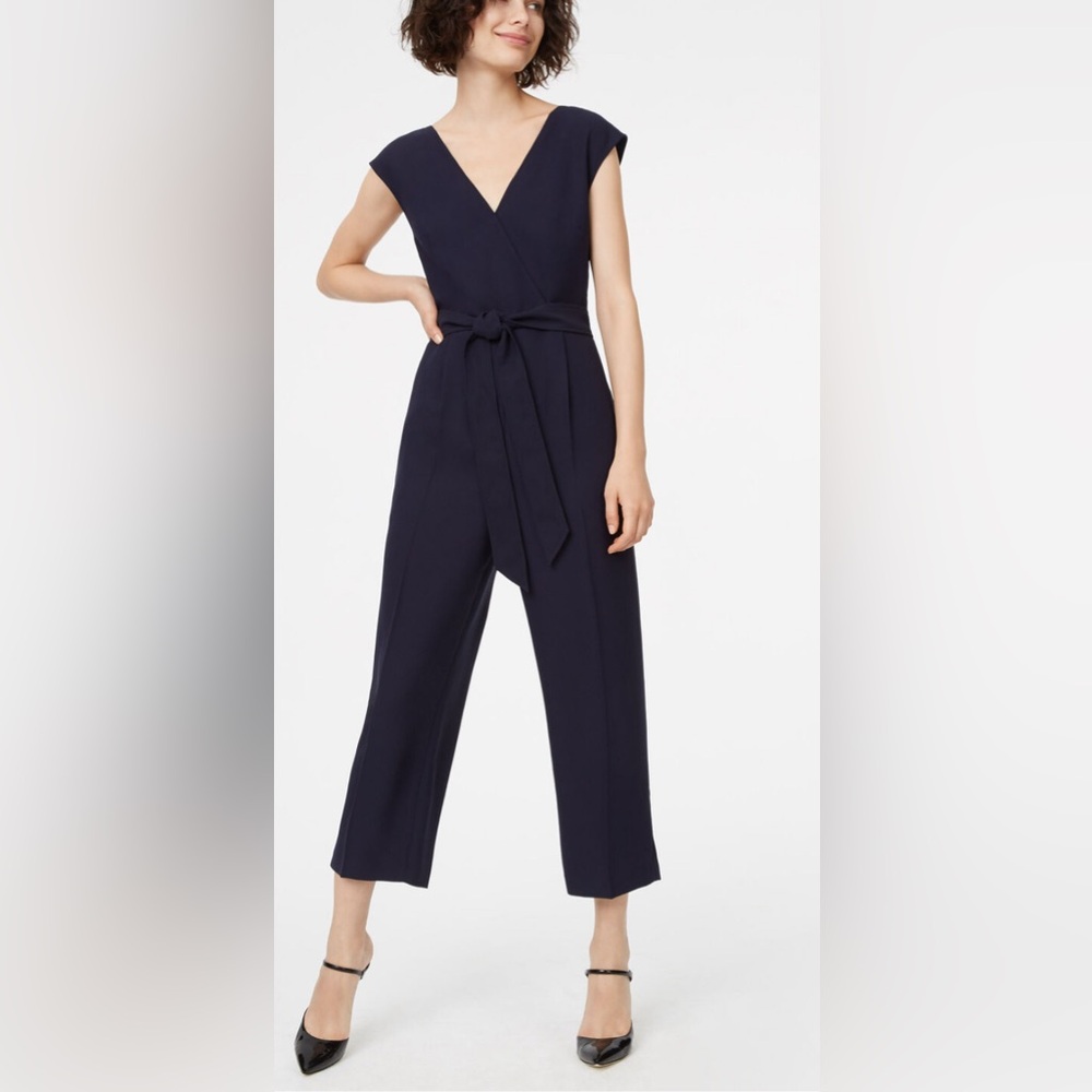 Club Monaco Lorenny Jumpsuit, Size 2US
Worn once, excellent condition